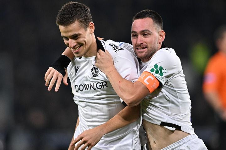 Δίπλα στη λέξη ομάδα, γράψτε “ΠΑΟΚ” και κατηγορήστε τον Κωνσταντέλια, όχι τον Στρακόσα