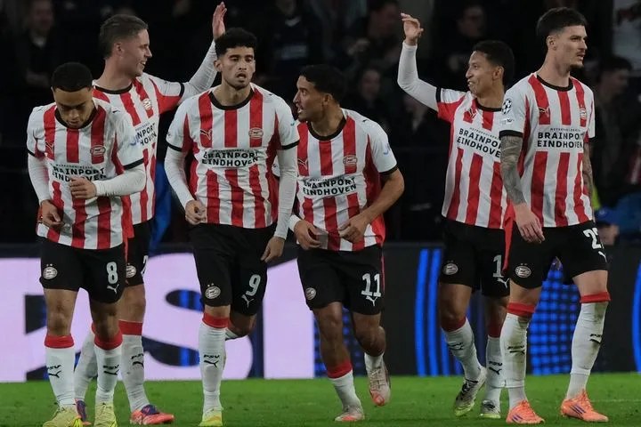 Αϊντχόφεν – Φορτούνα 5-2: Πεντάρα και πέμπτη σερί νίκη στο ολλανδικό πρωτάθλημα πριν τον Ολυμπιακό