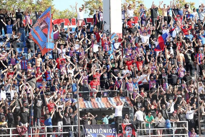 Πανιώνιος: Mε μία αγωνιστική κεκλεισμένων για ρίψη μπουκαλιών και κροτίδων με την Καλαμάτα