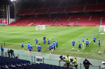 To SPORT24 στο Πάρκεν για τον τελικό της Εθνικής: Όλοι μέσα για το μεγάλο ματς με τη Δανία