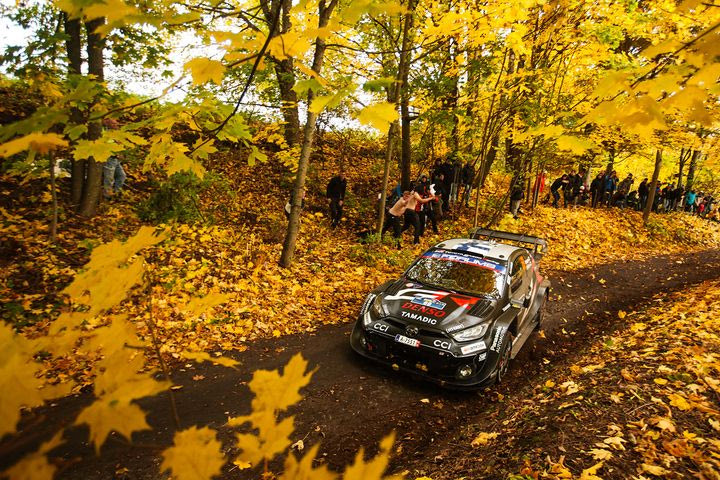 Ο Ροβάνπερα κοντά στη νίκη στο Ράλι Κεντρικής Ευρώπης, έξοδος και πλήγμα τίτλου για τον Οζιέ