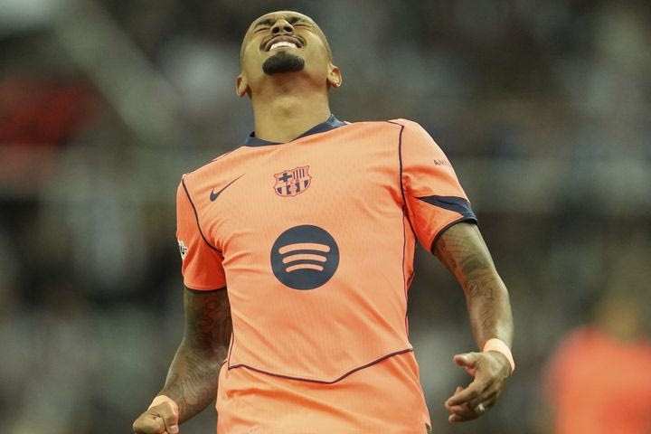 Μπαρτσελόνα: Ο Ραφίνια δεν προλαβαίνει το ματς με Ολυμπιακό, στόχος το clasico
