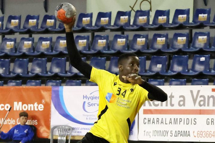 Handball Premier: Με νίκες συνέχισαν ΑΕΚ και Ολυμπιακός πριν από το μεταξύ τους ντέρμπι, δίποντα για ΠΑΟΚ και Διομήδη