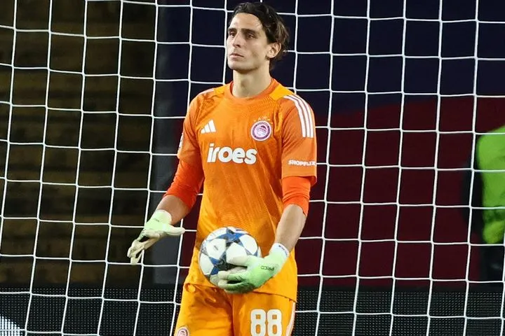 Ολυμπιακός: Οι σκέψεις του Μεντιλίμπαρ για τους τερματοφύλακες