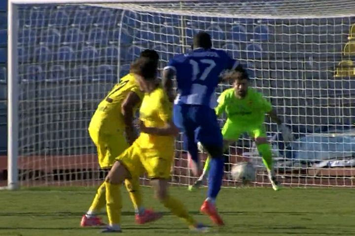 Το όμορφο σουτ του Φοφανά ισοφάρισε σε 1-1 για το Αιγάλεω