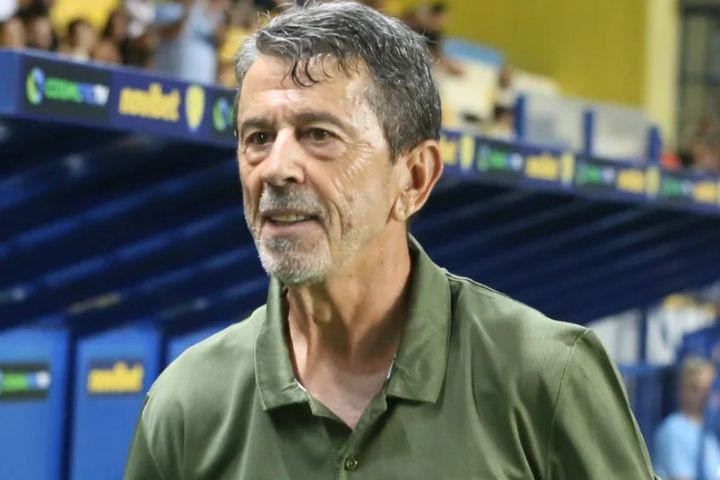 Πετράκης: “Ευχαριστώ τον κ. Κωστούλα που αποτέλεσα μέρος της ιστορίας του Παναιτωλικού”