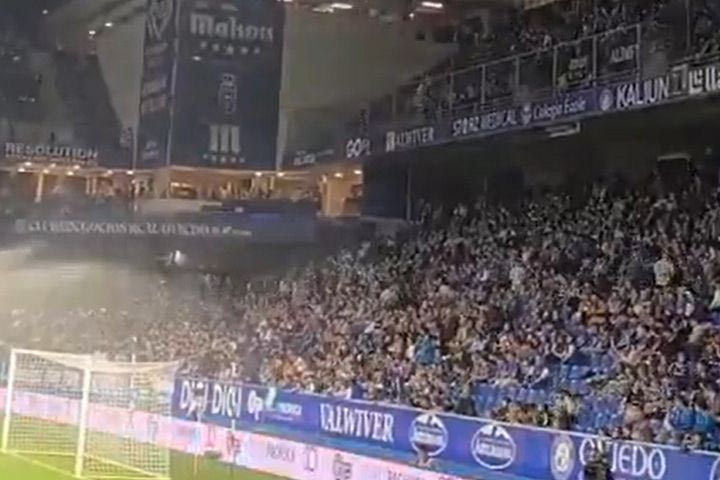 La Liga: Οι παίκτες της Οβιέδο και της Εσπανιόλ σταμάτησαν να παίζουν ως ένδειξη διαμαρτυρίας γιατί το ματς Μπαρτσελόνα – Βιγιαρεάλ θα γίνει στο Μαϊάμι