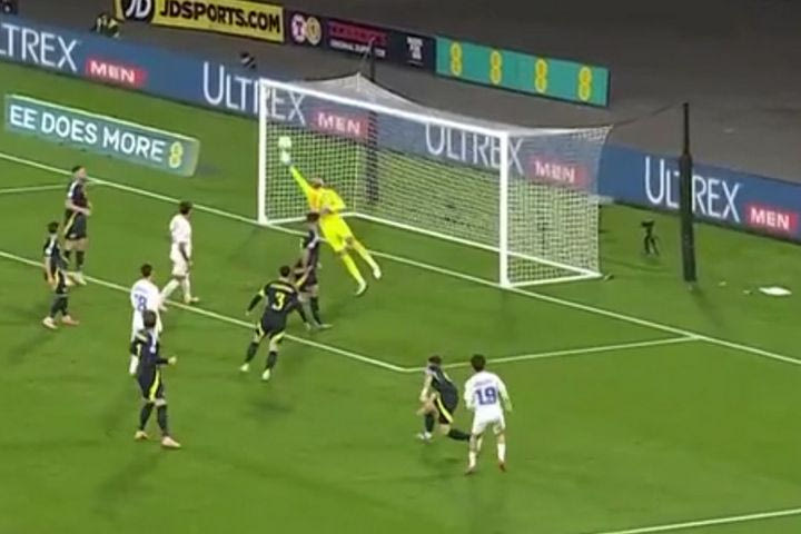 Η απίθανη επέμβαση του Γκαν στο καταπληκτικό σουτ του Καρέτσα