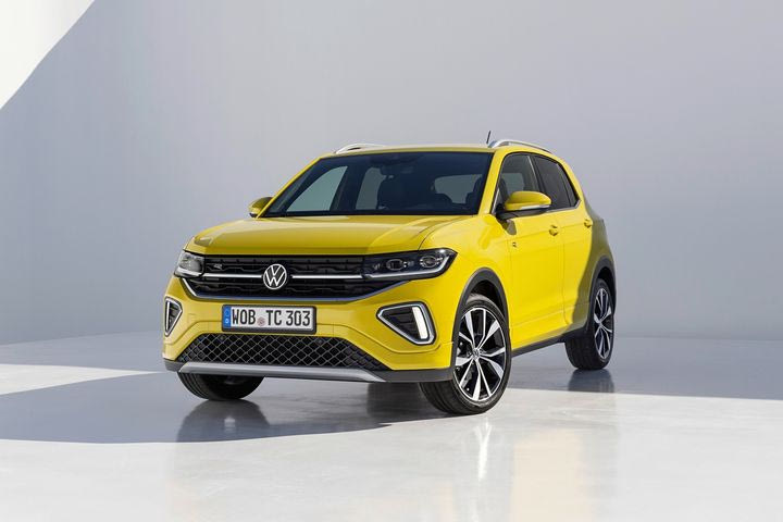 T-Cross: Ανανεωμένο και με όφελος 1.000 ευρώ ως το τέλος του Οκτώβρη το μικρότερο SUV της VW