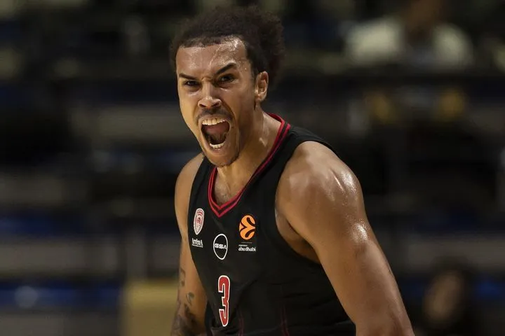 Ολυμπιακός: Η ηδονή της (τελευταίας) άμυνας