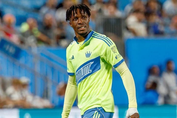 Ο Ζαχά διέψευσε τις κατηγορίες του Ματετά: “Δεν τον χλεύασα, είναι αηδιαστικό ό,τι είπε γιατί τον θεωρούσα φίλο μου”