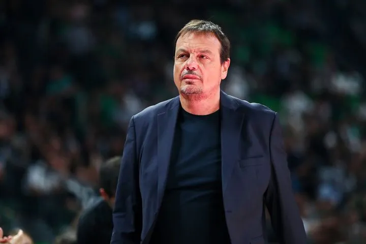 Αταμάν: "Θα σκεφτούμε αν θα βγούμε στην αγορά, αν ο Λεσόρ είναι καλά, θα είναι η νέα μας μεταγραφή"