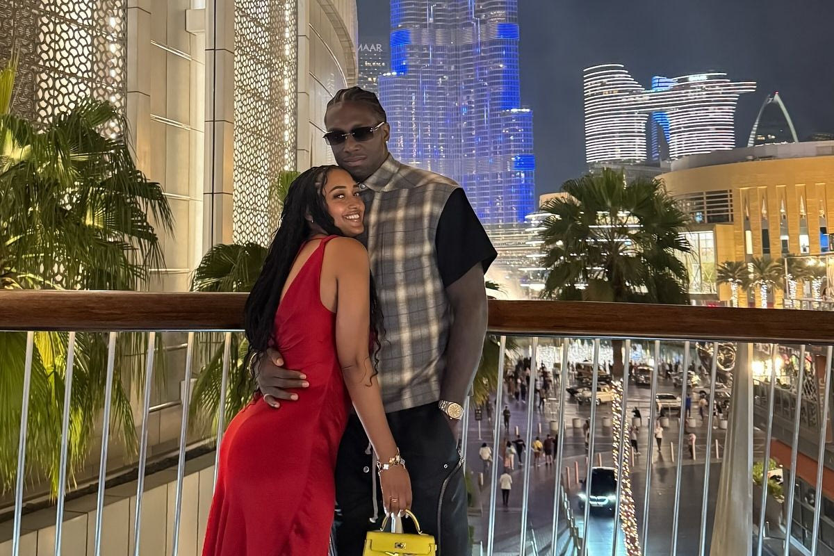 Η σύντροφος του Ναν