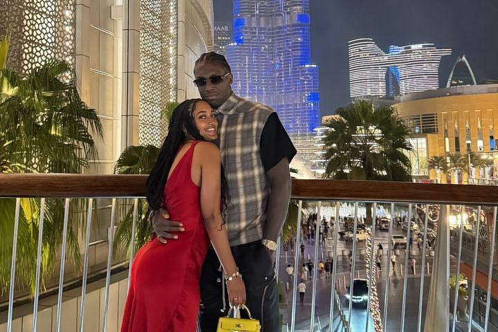 Η σύντροφος του Ναν