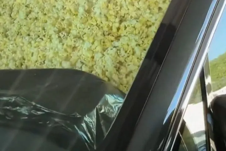 Οι Σίξερς έκαναν μία φάρσα στον Μπόνα που θα τη θυμάται: Του γέμισαν με ποπ κορν το αυτοκίνητο και του έβγαλαν το ένα λάστιχο