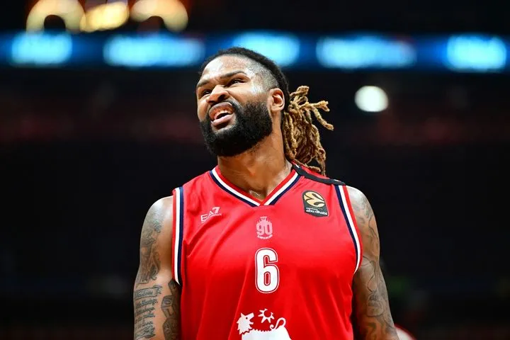 Αρμάνι Μιλάνο – Παρί 86-77: Άνετο βράδυ για την ομάδα του Μεσίνα