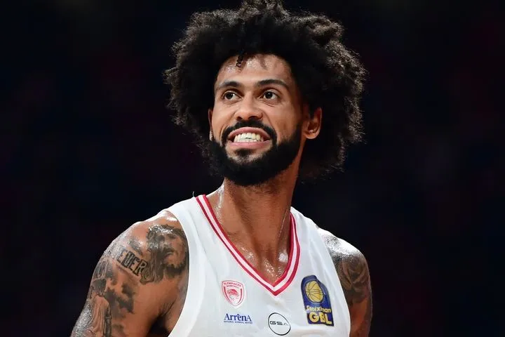 Ολυμπιακός: Η ανάρτηση του Ντόρσεϊ για τα γενέθλια του γιου του