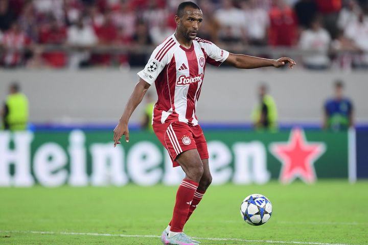 Champions League: Λαβωμένη αλλά πάντα φαβορί η Μπαρτσελόνα, βρίσκει δίχτυα ο Ολυμπιακός στο Μονζουΐκ