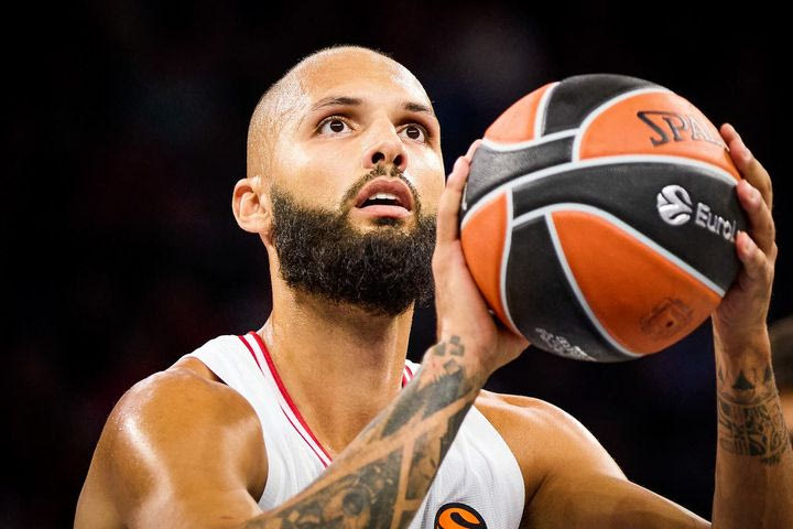 Ολυμπιακός: Εκτός ο Φουρνιέ με Μαρούσι, δηλώθηκε και κάνει ντεμπούτο ο Νιλικίνα