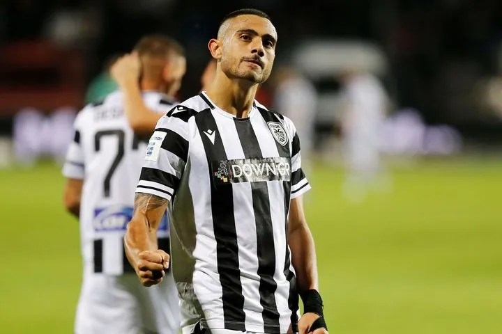 Ο μαχητής Γιακουμάκης που έκανε σμπαράλια την άμυνα του Ολυμπιακού και ο Κωνσταντέλιας που είναι η μηχανή του ΠΑΟΚ