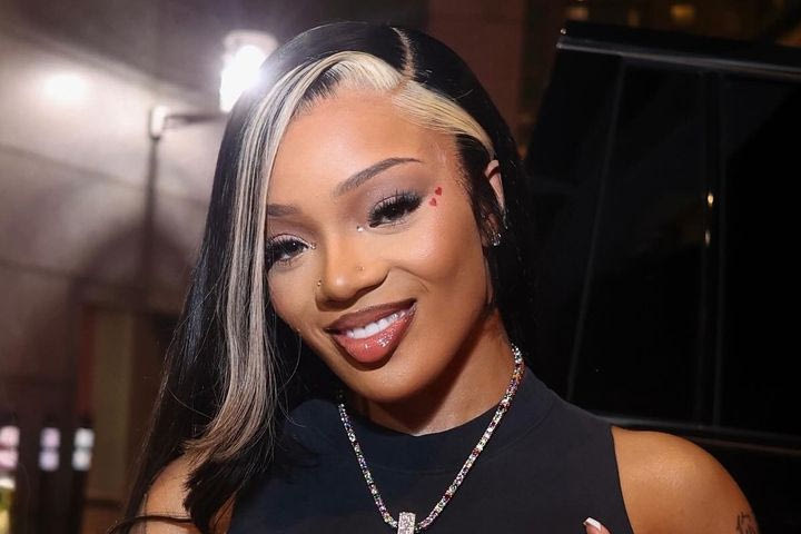 Ο Μπράντον Ίνγκραμ και η ράπερ GloRilla δεν κρύβουν πια τον έρωτά τους – Το φιλί στο γήπεδο