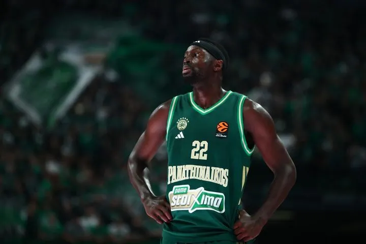 Παναθηναϊκός: Μικροπρόβλημα ο Γκραντ, εκτός ντέρμπι ο Σαμοντούροβ, μέσα Σλούκας, Όσμαν, Χολμς