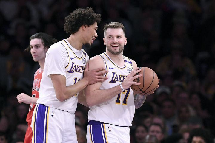 Συμπαίκτης του Ντόντσιτς στους Λέικερς ο νέος νατουραλιζέ που θέλει η Σλοβενία