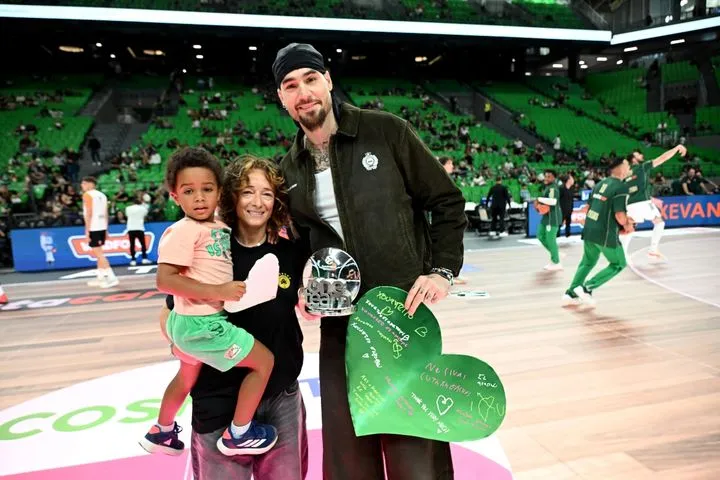 Παναθηναϊκός: Ο Χουάντσο Ερνανγκόμεθ τιμήθηκε ξανά ως EuroLeague One Team Ambassador