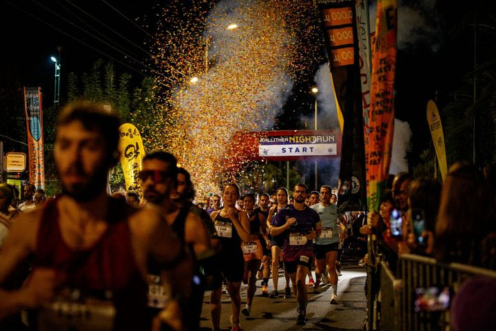 Kallithea Night Run: Η νύχτα έγινε μέρα από 3.000 δρομείς στην Καλλιθέα