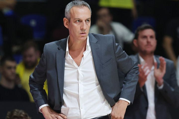 Κάτας: “Δεν γίνεται τα τελευταία 6, 7, 8 σφυρίγματα να πηγαίνουν μόνο στην μία πλευρά, μας αξίζει περισσότερος σεβασμός”