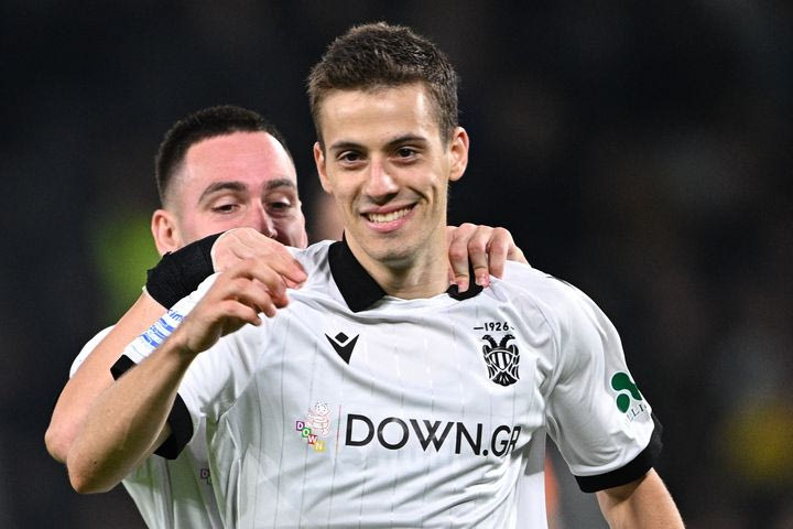 Ο Γιάννης Κωνσταντέλιας