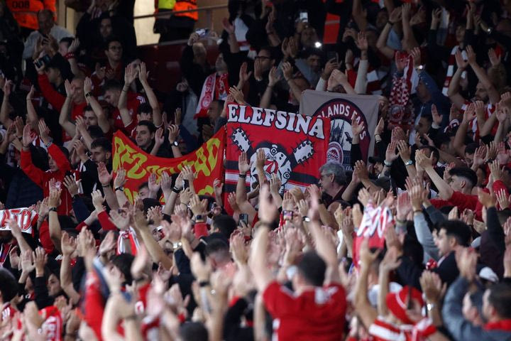 Ολυμπιακός: Η ερυθρόλευκη ΠΑΕ προχώρησε σε ενημέρωση για τη διάθεση των εισιτηρίων του αγώνα με τον Άγιαξ
