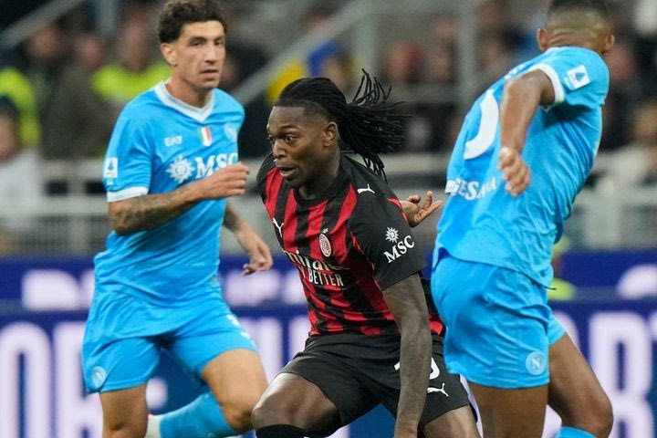 Μίλαν: Τέλος στις ευκαιρίες για τον Λεάο, οι Αλέγκρι και Ραμπιό έβγαλαν στη σέντρα τον Πορτογάλο