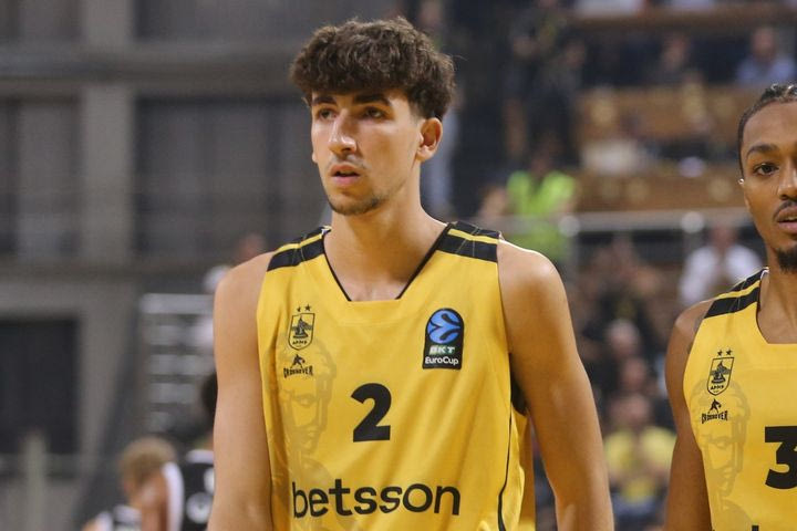 Παναγιώτης Λέφας: Ποιος είναι ο 18χρονος γκαρντ που τρέλανε με τα τρίποντά του τους φίλους του Άρη Betsson