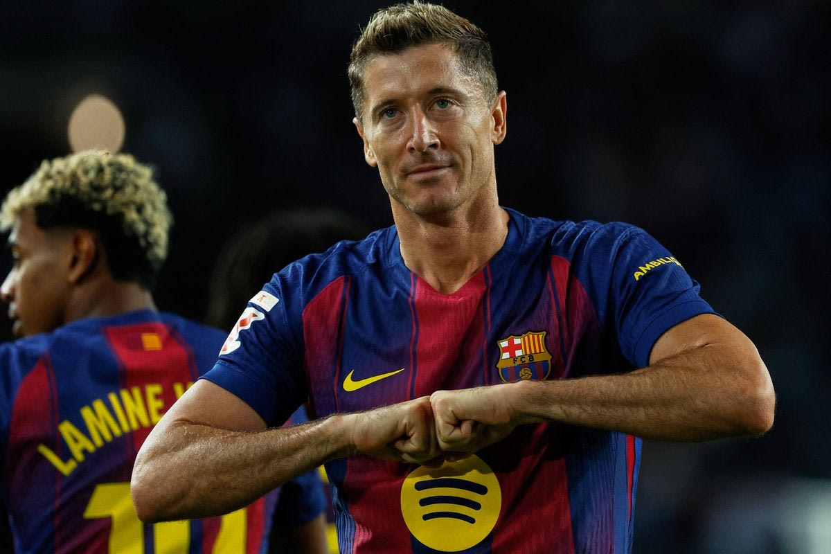 Μίλαν: Μετά τον Μόντριτς στοχεύει και σε Λεβαντόφσκι