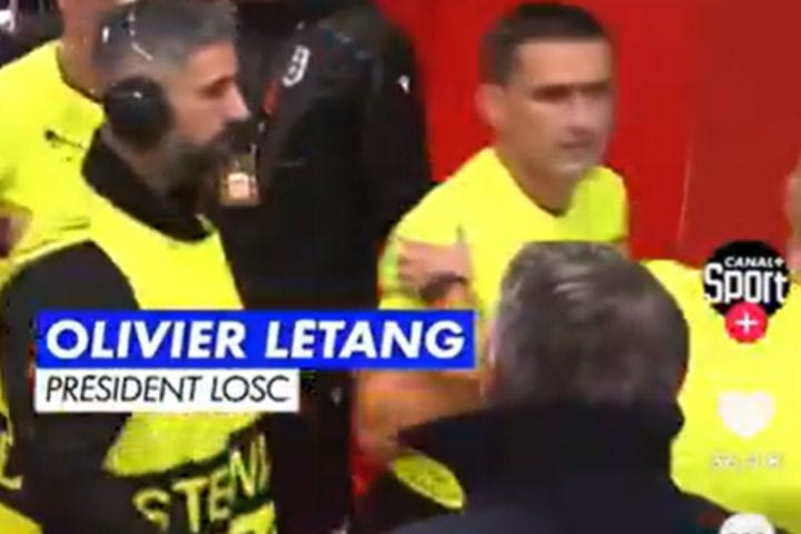 Λιλ – ΠΑΟΚ: Ο πρόεδρος των Γάλλων κατέβηκε στη φυσούνα στο ημίχρονο και τα έβαλε με τον Νταμπάνοβιτς, αυτό είναι το VIDEO