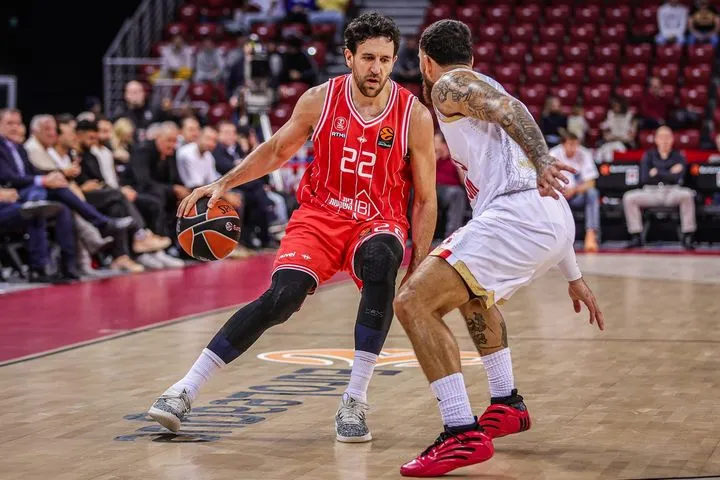 Χάποελ – Μονακό 85-77: Ο Μίτσιτς και ο Ιτούδης πήραν τη μάχη κόντρα σε Τζέιμς και Σπανούλη