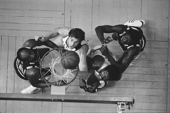 Σαν Σήμερα: Ποιος έκανε το πρώτο “quadruple-double” στην ιστορία του μπάσκετ