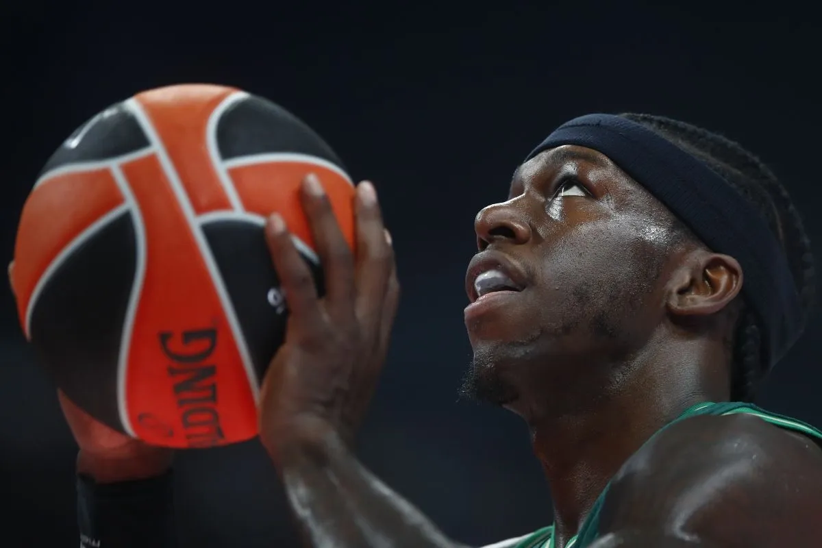 Κέντρικ Ναν