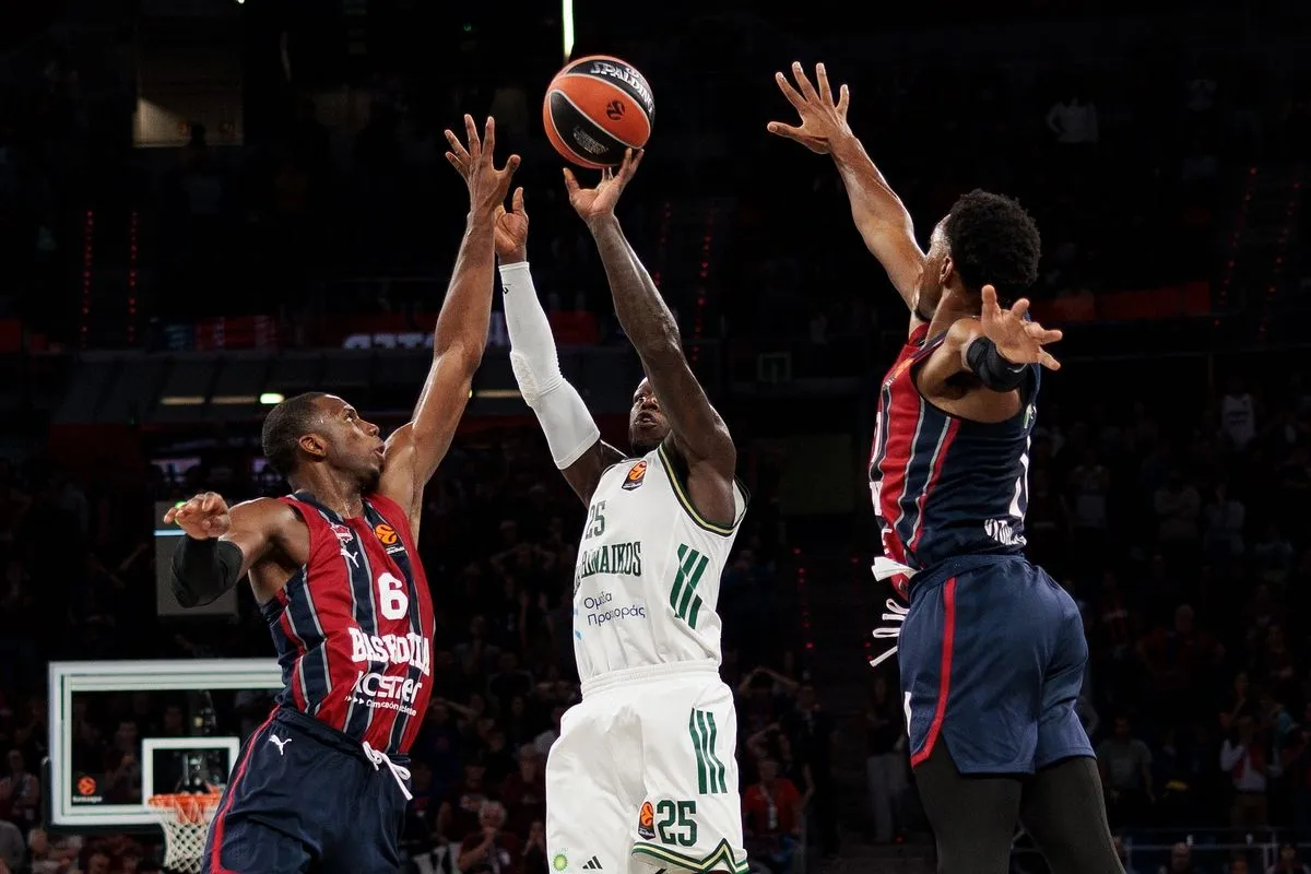 Το buzzer beater δίποντο του Ναν