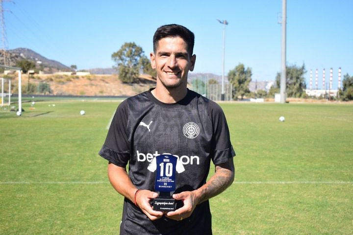 ΟΦΗ: H έκπληξη των παικτών των Κρητικών στον Νέιρα για το ιστορικό του επίτευγμα