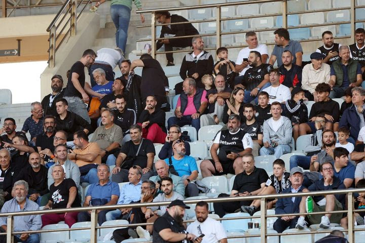 ΟΦΗ:  Πλήθος παιδιών στην κερκίδα των Κρητικών στο Παγκρήτιο