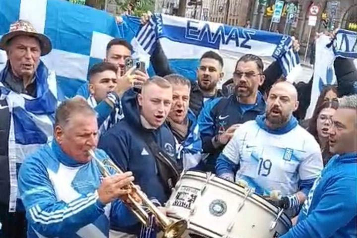 Εθνική Ελλάδας: Πάρτι στους δρόμους της Κοπεγχάγης πριν το κρίσιμο ματς με τη Δανία
