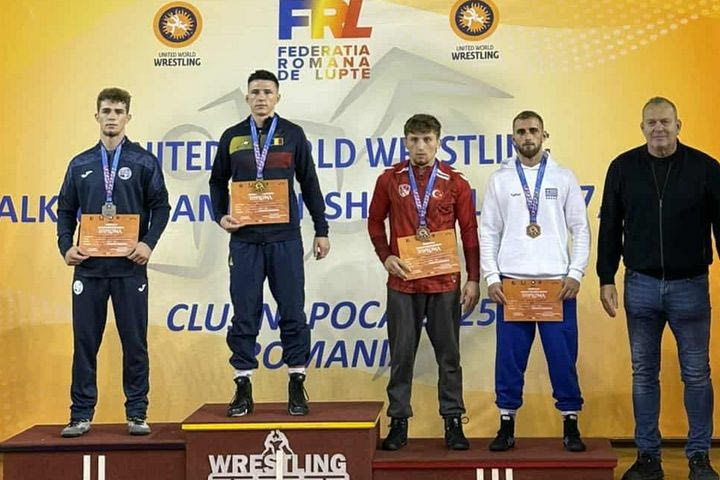 Επιτυχία για την Ελλάδα με τρία μετάλλια και στο Βαλκανικό πρωτάθλημα Πάλης U20