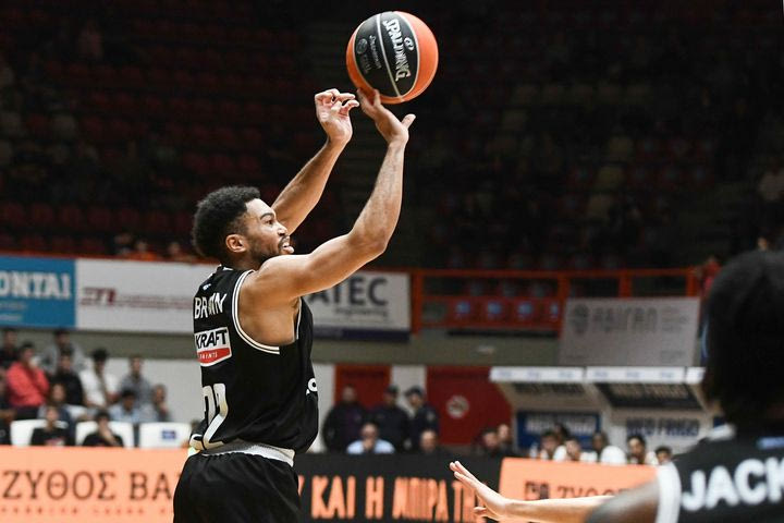 Προμηθέας – ΠΑΟΚ 73-75: Οι Πατρινοί κατέρρευσαν στο β’ μέρος και ο Δικέφαλος του Βορρά επέστρεψε από το -14