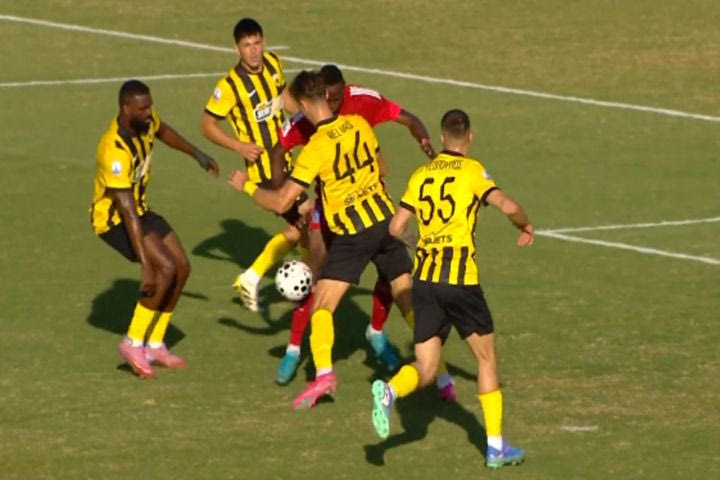 Οι φωνές των παικτών της Ηλιούπολης για χέρι του Ρέλβας