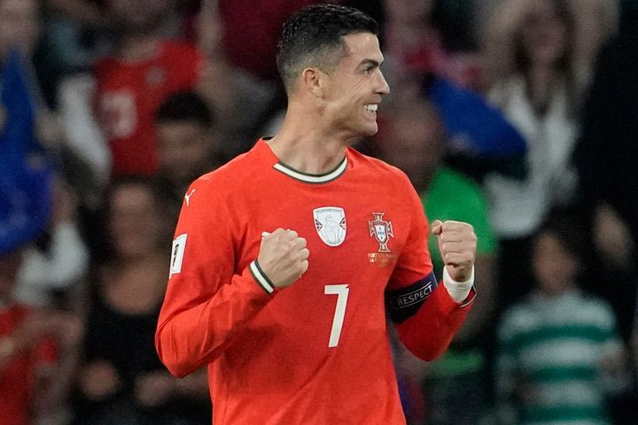 Ρονάλντο: “Είμαι υπερήφανος για αυτό το μοναδικό ορόσημο που πέτυχα για την Πορτογαλία”