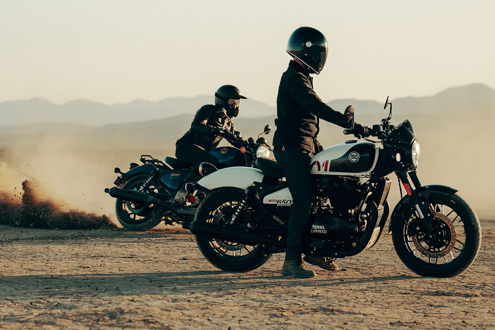Royal Enfield: Νέα προσφορά με δώρα έως 450 ευρώ για τέσσερα μοντέλα στα 650 κ.εκ.                                          Royal Enfield: Νέα προσφορά με δώρα έως 450 ευρώ για τέσσερα μοντέλα στα 650 κ.εκ.
