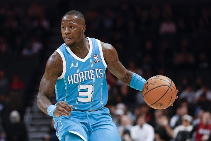 Κατ’οίκον παράδοση: Ο Τέρι Ροζίερ παρέλαβε στο σπίτι του 200.000 δολάρια, κατόπιν σκηνοθετημένου τραυματισμού