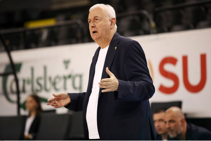 Σάκοτα: “Ο πάγκος μάς βοήθησε, παίζουμε για τον κόσμο”